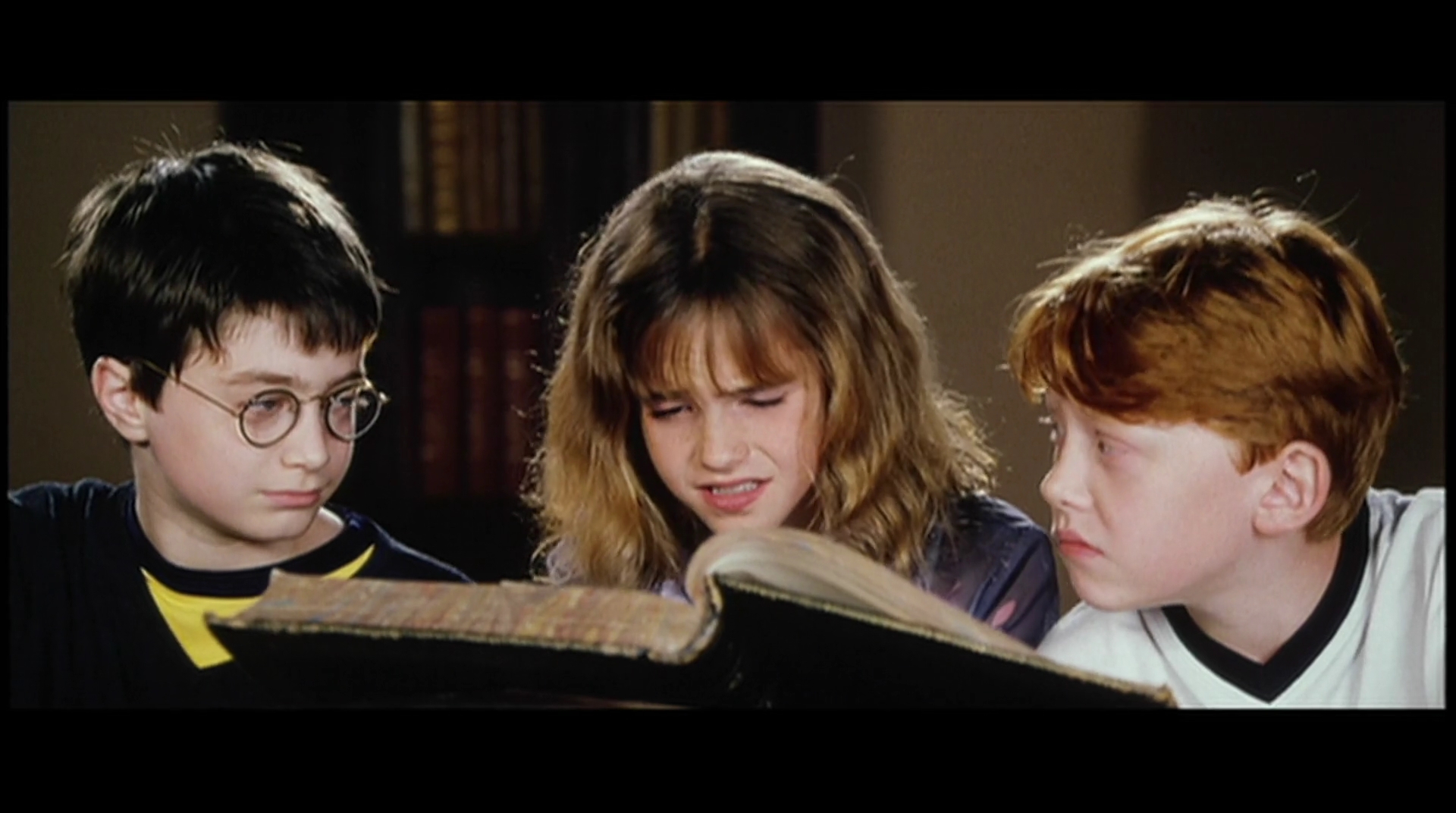 EmmaWatsonFan-dot-nl_HarryPotter-ReturnToHogwarts0618.jpg