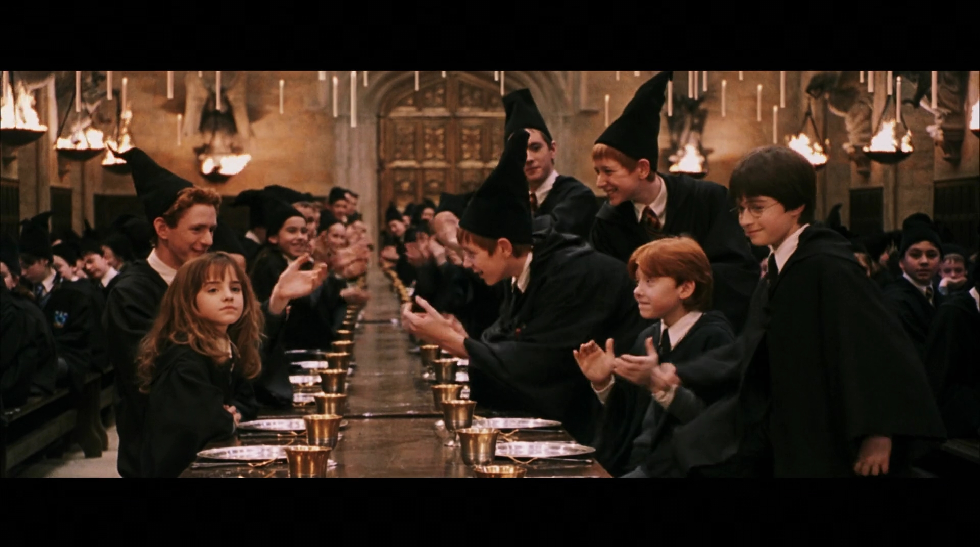 EmmaWatsonFan-dot-nl_HarryPotter-ReturnToHogwarts0993.jpg EmmaWatsonFan-dot-nl_HarryPotter-ReturnToHogwarts0993.jpg