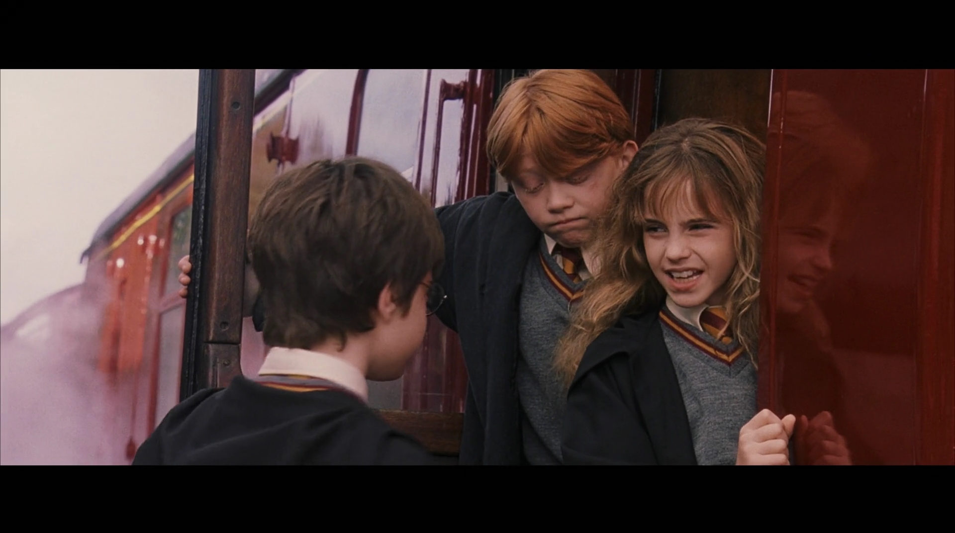EmmaWatsonFan-dot-nl_HarryPotter-ReturnToHogwarts1247.jpg EmmaWatsonFan-dot-nl_HarryPotter-ReturnToHogwarts1247.jpg