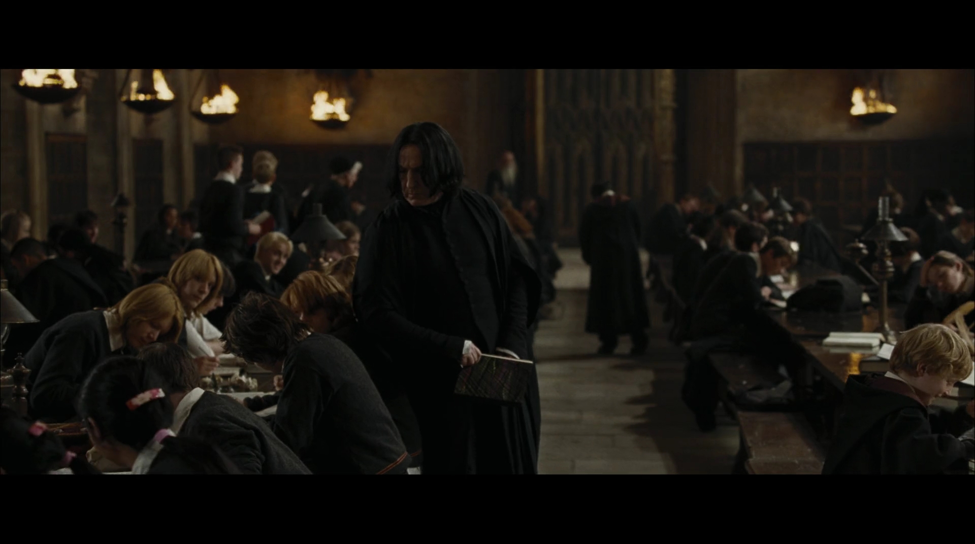 EmmaWatsonFan-dot-nl_HarryPotter-ReturnToHogwarts2620.jpg EmmaWatsonFan-dot-nl_HarryPotter-ReturnToHogwarts2620.jpg
