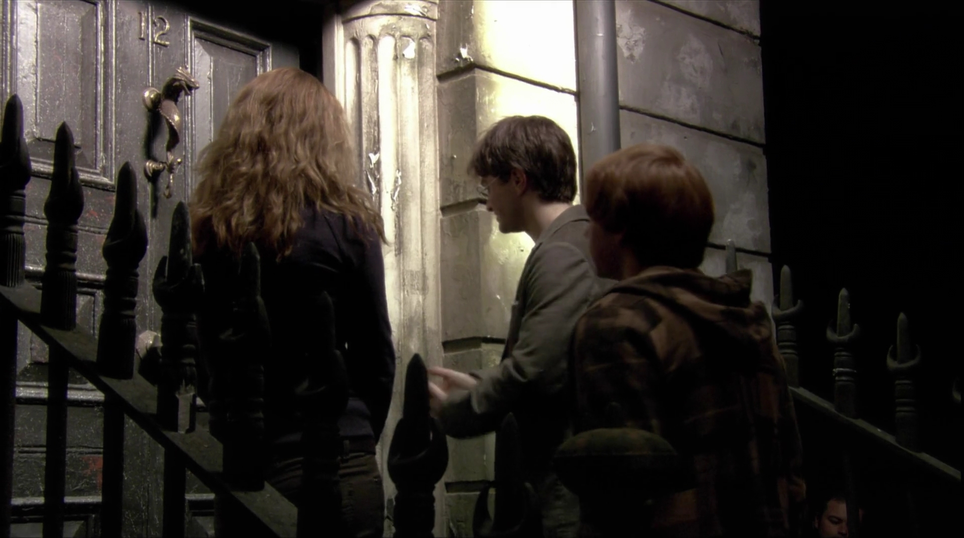 EmmaWatsonFan-dot-nl_HarryPotter-ReturnToHogwarts3650.jpg EmmaWatsonFan-dot-nl_HarryPotter-ReturnToHogwarts3650.jpg