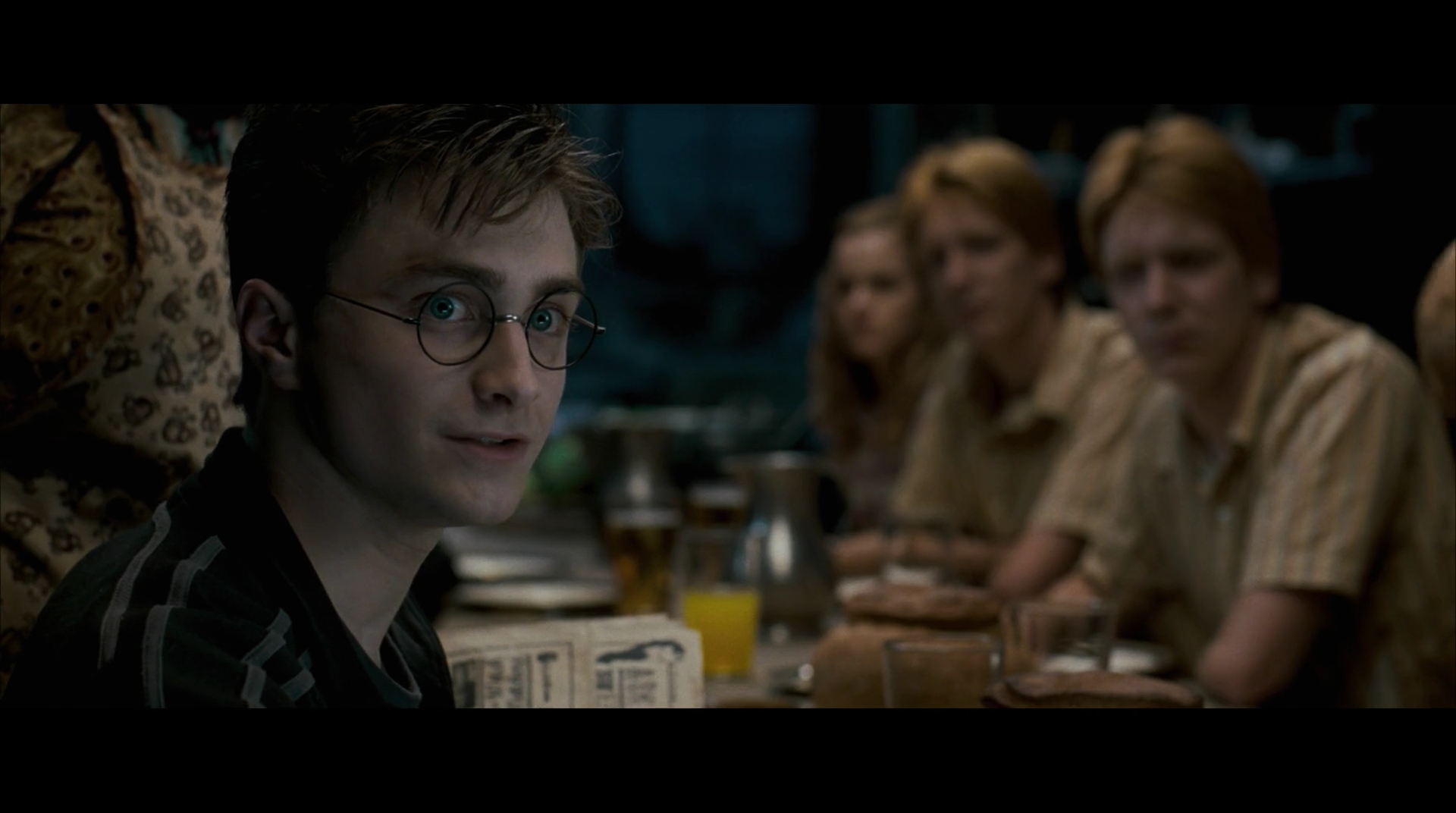 EmmaWatsonFan-dot-nl_HarryPotter-ReturnToHogwarts3689.jpg EmmaWatsonFan-dot-nl_HarryPotter-ReturnToHogwarts3689.jpg