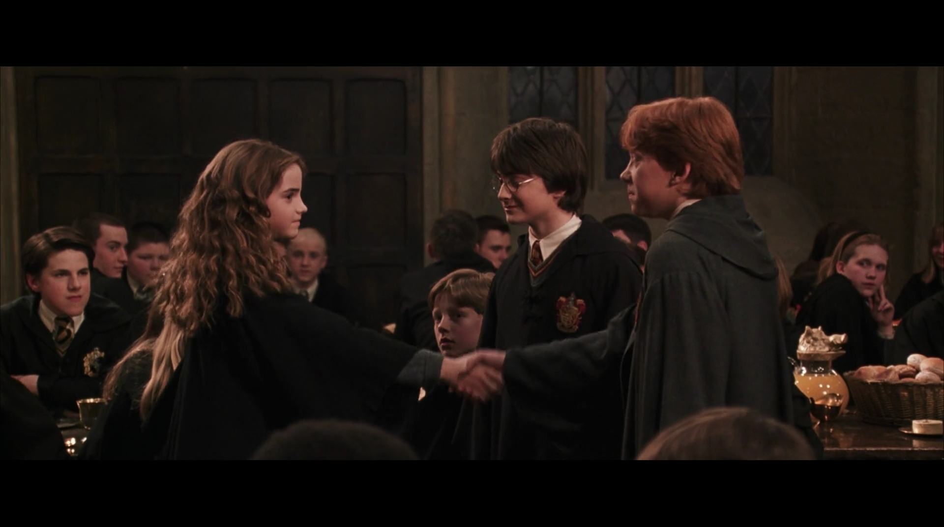 EmmaWatsonFan-dot-nl_HarryPotter-ReturnToHogwarts5125.jpg EmmaWatsonFan-dot-nl_HarryPotter-ReturnToHogwarts5125.jpg