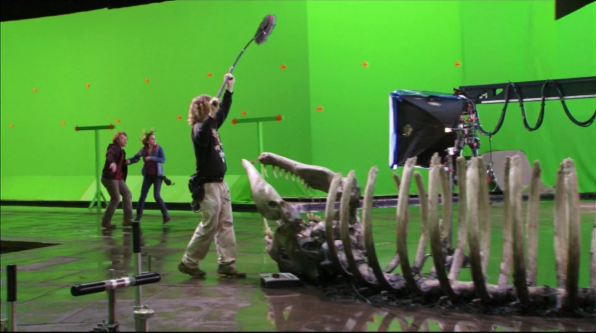 EmmaWatsonFan-dot-nl_HarryPotter-ReturnToHogwarts5178.jpg EmmaWatsonFan-dot-nl_HarryPotter-ReturnToHogwarts5178.jpg