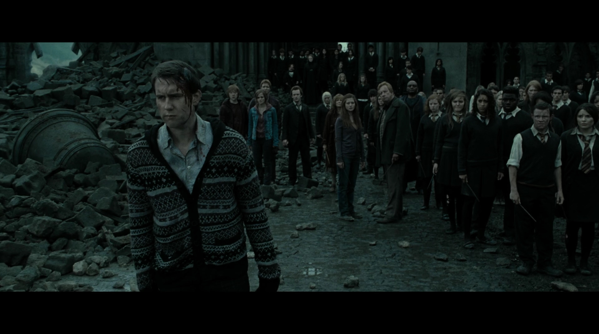 EmmaWatsonFan-dot-nl_HarryPotter-ReturnToHogwarts5359.jpg