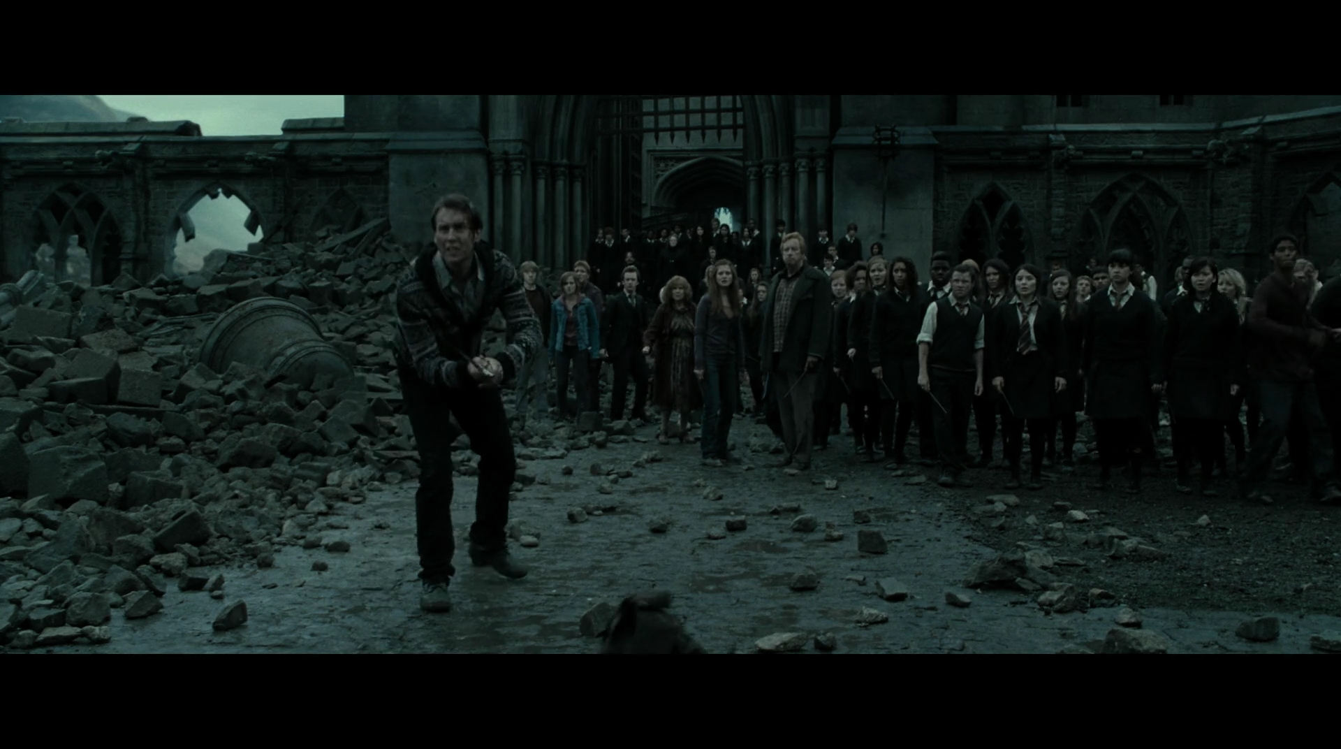 EmmaWatsonFan-dot-nl_HarryPotter-ReturnToHogwarts5390.jpg EmmaWatsonFan-dot-nl_HarryPotter-ReturnToHogwarts5390.jpg
