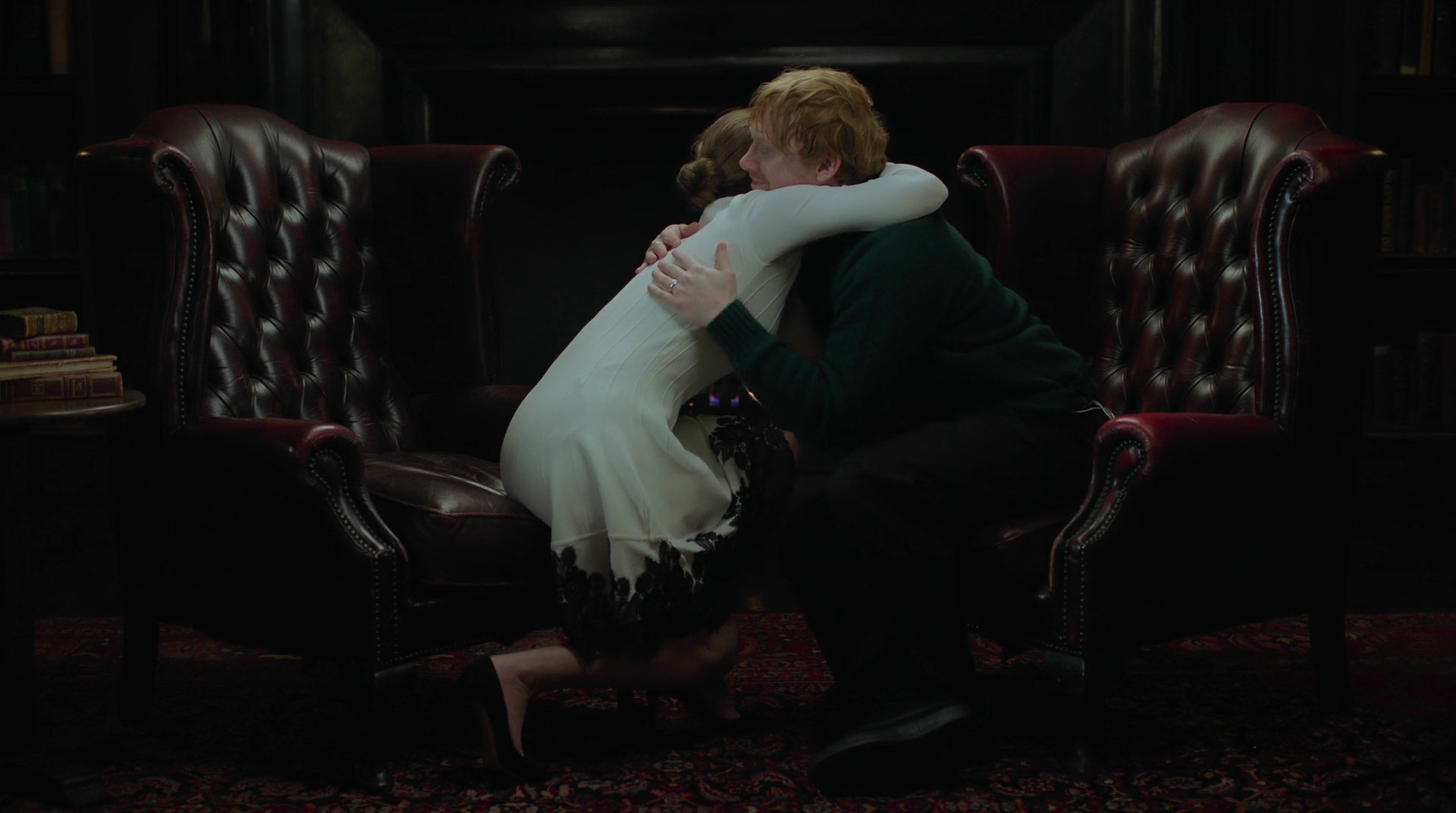 EmmaWatsonFan-dot-nl_HarryPotter-ReturnToHogwarts5667.jpg